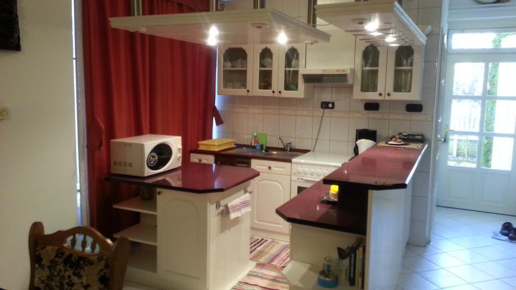 Csokonai Guesthouse Zamárdi Kamer foto